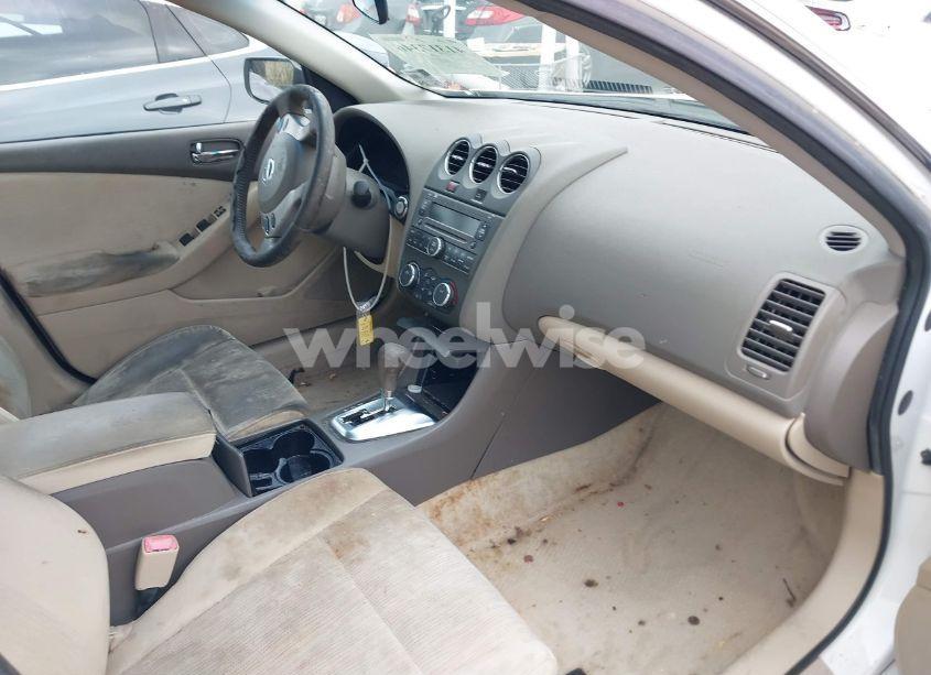 Photo 5 of 2011 Nissan Altima 2.5 S (VIN 1N4AL2AP1BN496019)