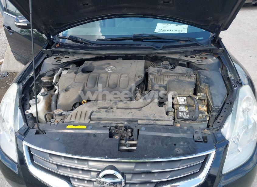 Photo 10 of 2011 Nissan Altima 2.5 S (VIN 1N4AL2AP1BN499261)