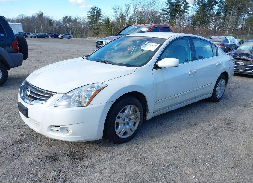 Photo 2 of 2012 Nissan Altima 2.5 (VIN 1N4AL2AP1CC225104)