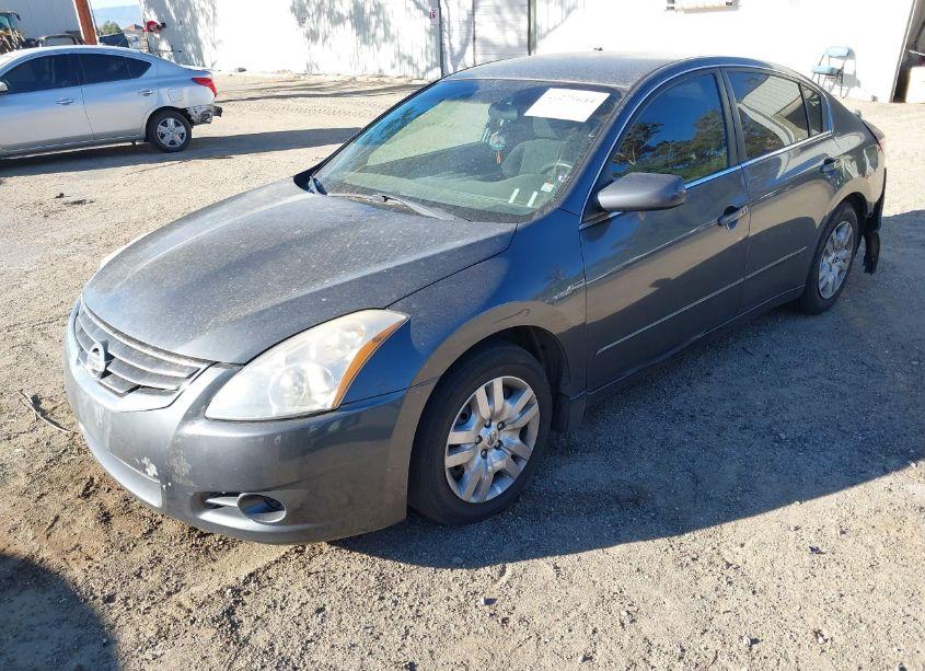 Photo 2 of 2012 Nissan Altima 2.5 S (VIN 1N4AL2AP1CC247684)