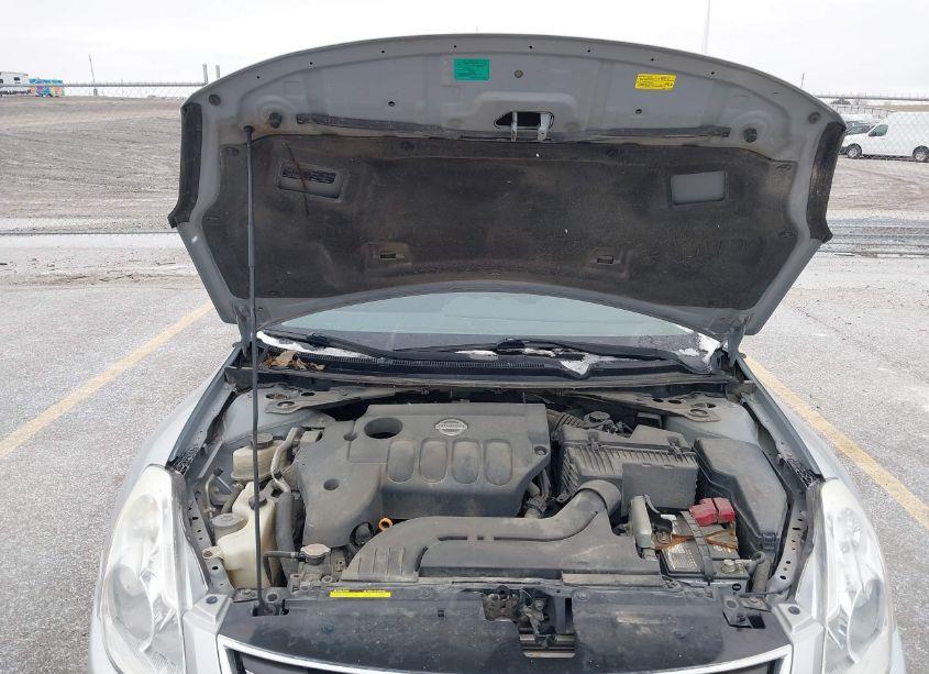 Photo 10 of 2010 Nissan Altima 2.5 S (VIN 1N4AL2AP2AC133173)