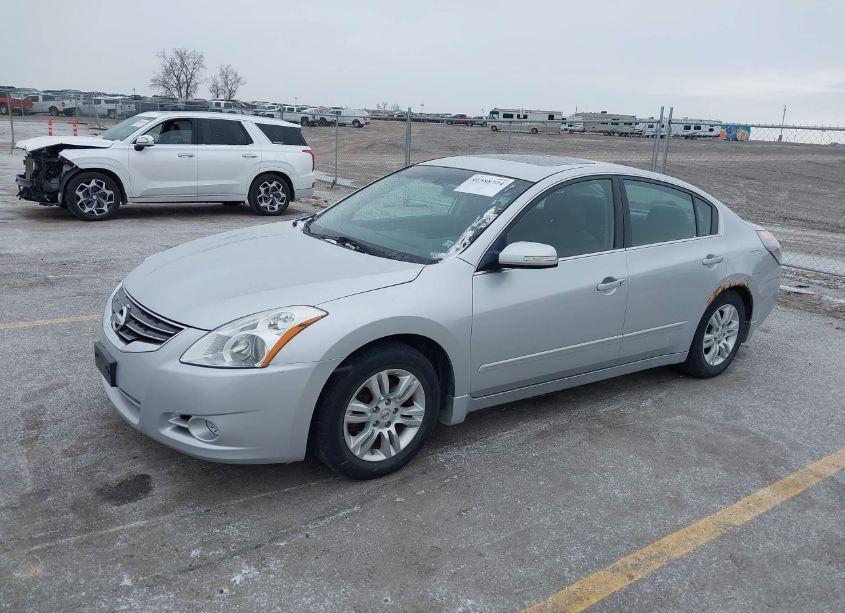 Photo 2 of 2010 Nissan Altima 2.5 S (VIN 1N4AL2AP2AC133173)