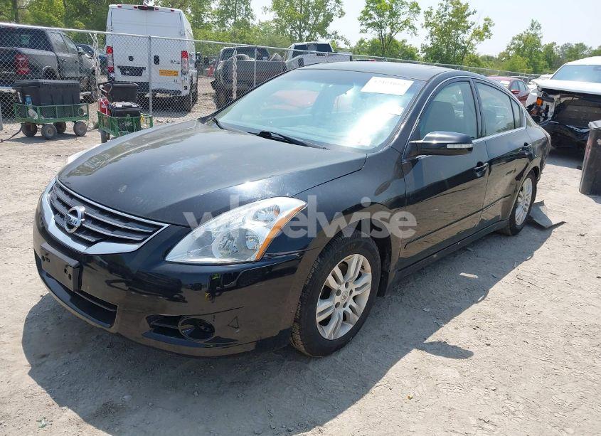 Photo 2 of 2010 Nissan Altima 2.5 S (VIN 1N4AL2AP2AC137899)