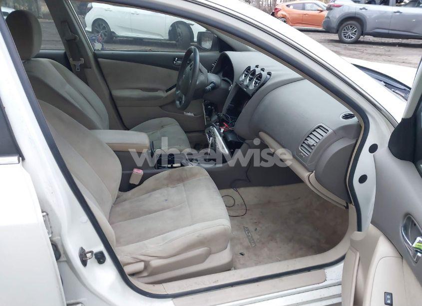 Photo 5 of 2010 Nissan Altima 2.5 S (VIN 1N4AL2AP2AC158218)