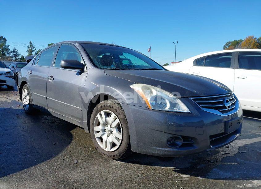 2010 Nissan Altima 2.5 S (VIN 1N4AL2AP2AC174872) main photo