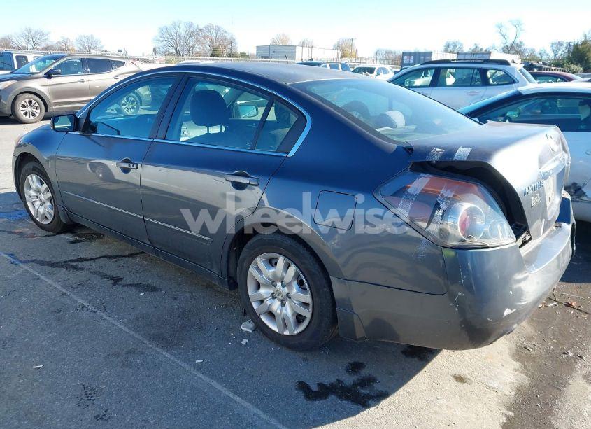 Photo 3 of 2010 Nissan Altima 2.5 S (VIN 1N4AL2AP2AC174872)