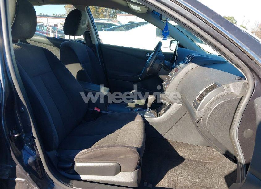 Photo 5 of 2010 Nissan Altima 2.5 S (VIN 1N4AL2AP2AC174872)