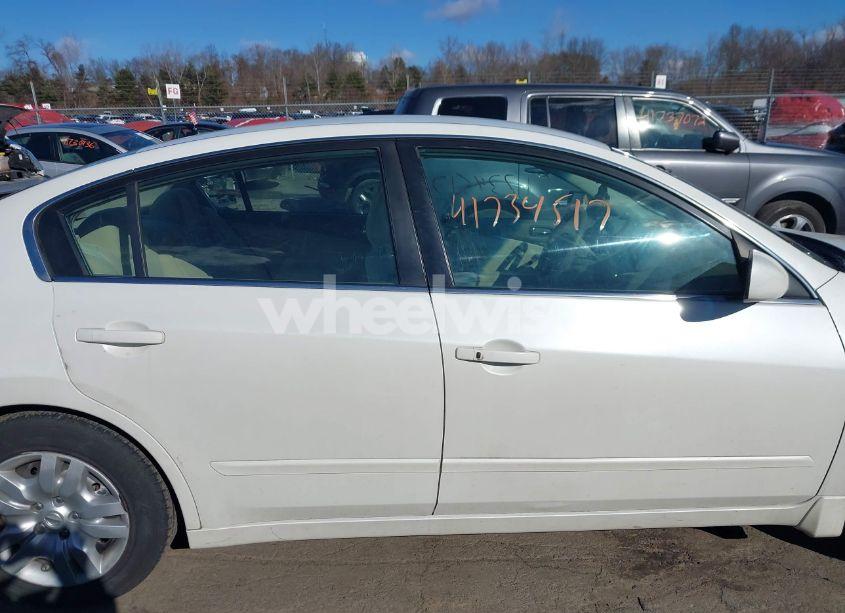 Photo 13 of 2010 Nissan Altima 2.5 S (VIN 1N4AL2AP2AN406617)