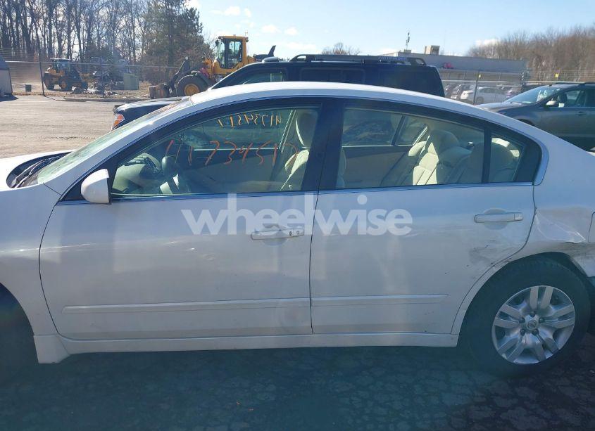 Photo 14 of 2010 Nissan Altima 2.5 S (VIN 1N4AL2AP2AN406617)