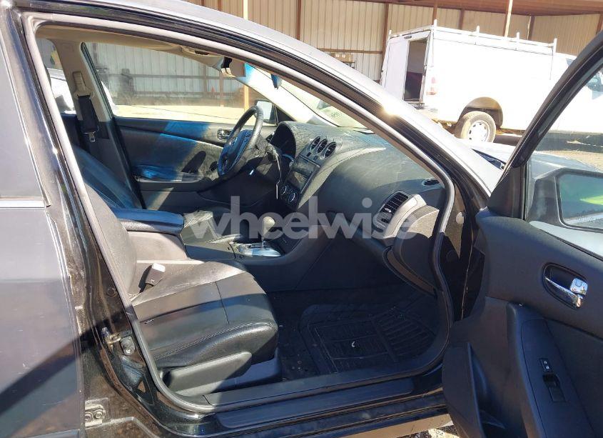 Photo 5 of 2010 Nissan Altima 2.5 S (VIN 1N4AL2AP2AN444820)