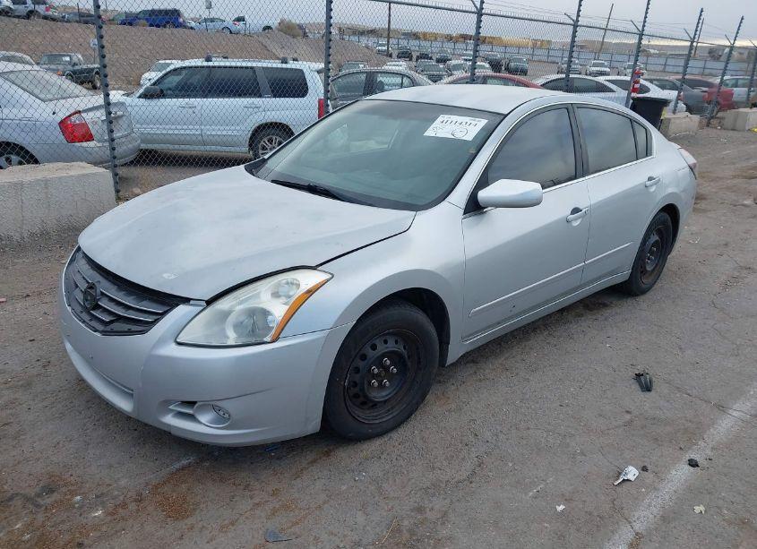 Photo 2 of 2010 Nissan Altima 2.5 S (VIN 1N4AL2AP2AN458670)