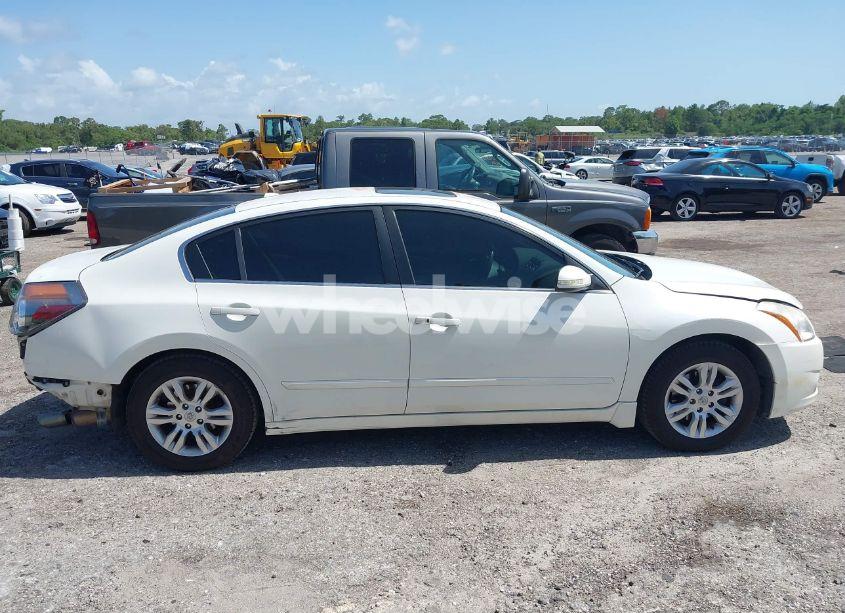 Photo 13 of 2010 Nissan Altima 2.5 S (VIN 1N4AL2AP2AN469412)