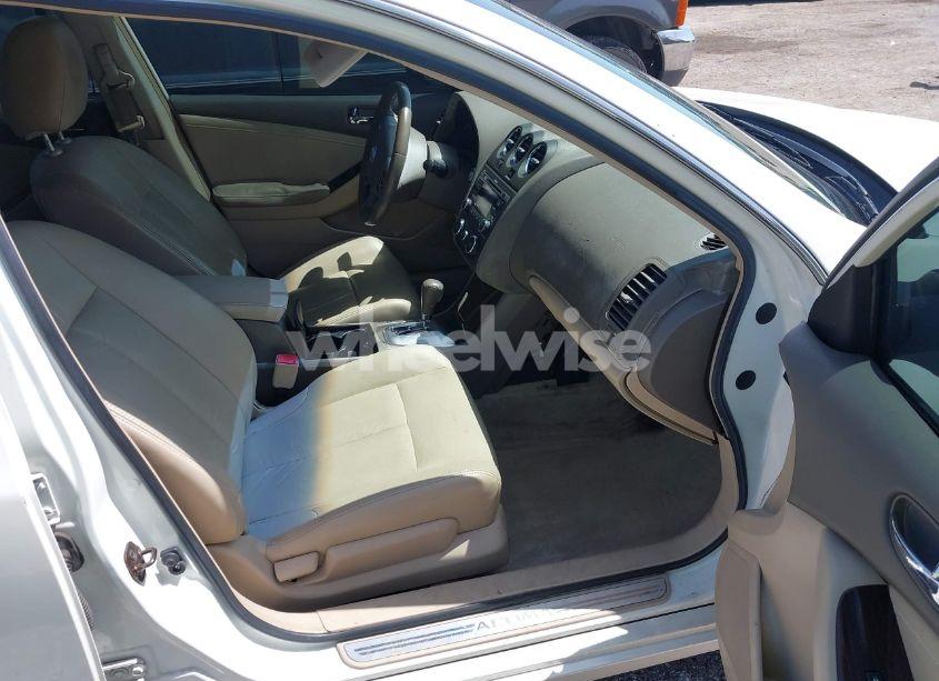 Photo 5 of 2010 Nissan Altima 2.5 S (VIN 1N4AL2AP2AN469412)