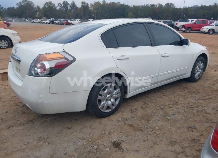 Photo 4 of 2010 Nissan Altima 2.5 (VIN 1N4AL2AP2AN480605)