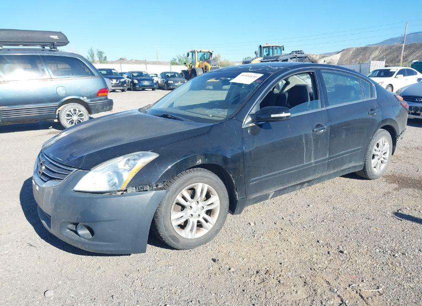 Photo 2 of 2010 Nissan Altima 2.5 S (VIN 1N4AL2AP2AN483133)