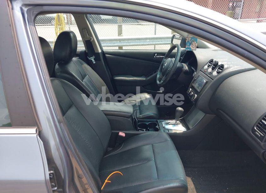 Photo 5 of 2010 Nissan Altima 2.5 S (VIN 1N4AL2AP2AN531469)