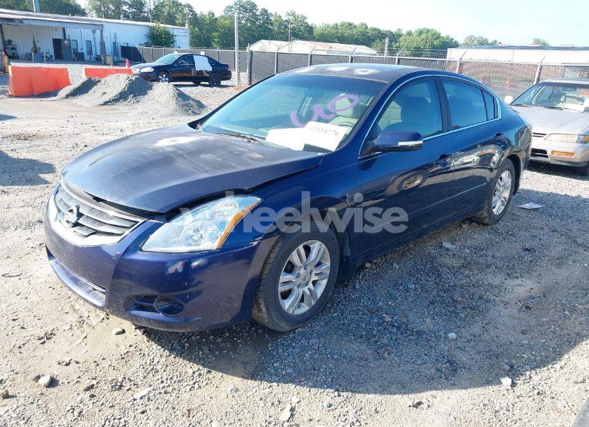 Photo 2 of 2010 Nissan Altima (VIN 1N4AL2AP2AN53591)