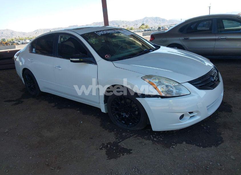 2010 Nissan Altima 2.5 S (VIN 1N4AL2AP2AN559496) main photo