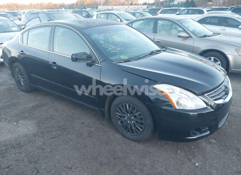 2011 Nissan Altima 2.5 S (VIN 1N4AL2AP2BC109750) main photo
