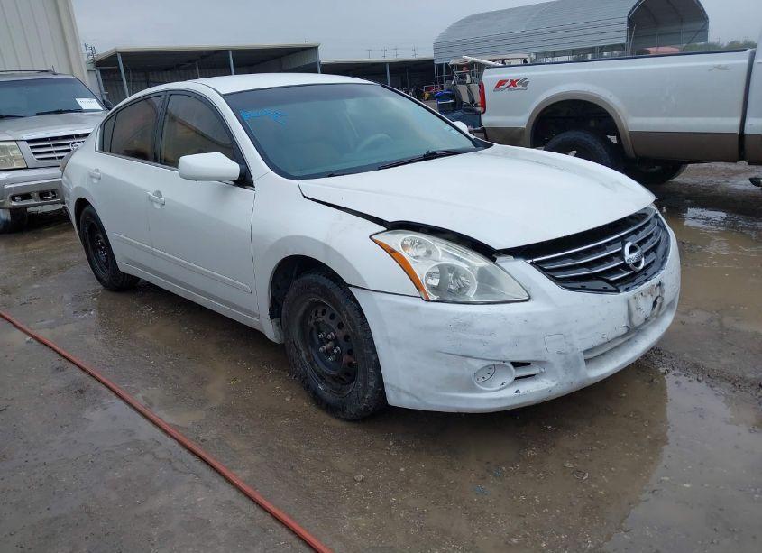 2011 Nissan Altima 2.5 S (VIN 1N4AL2AP2BC123583) main photo