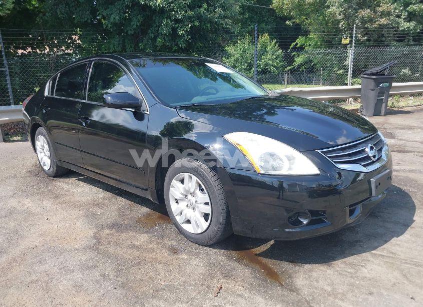 2011 Nissan Altima 2.5 S (VIN 1N4AL2AP2BC155644) main photo