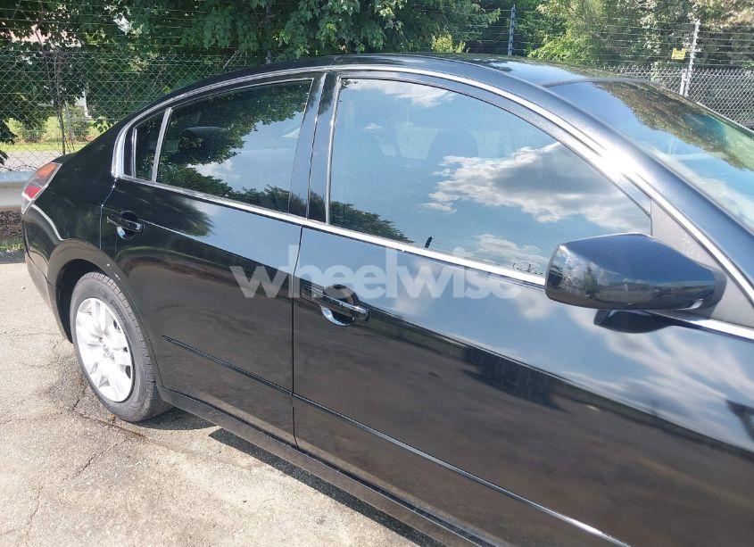 Photo 13 of 2011 Nissan Altima 2.5 S (VIN 1N4AL2AP2BC155644)