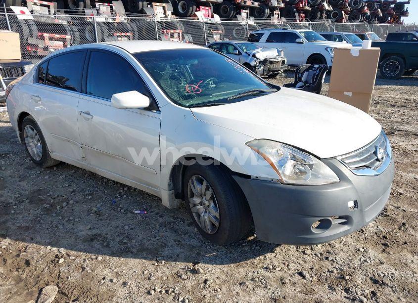 2011 Nissan Altima 2.5 S (VIN 1N4AL2AP2BC178616) main photo