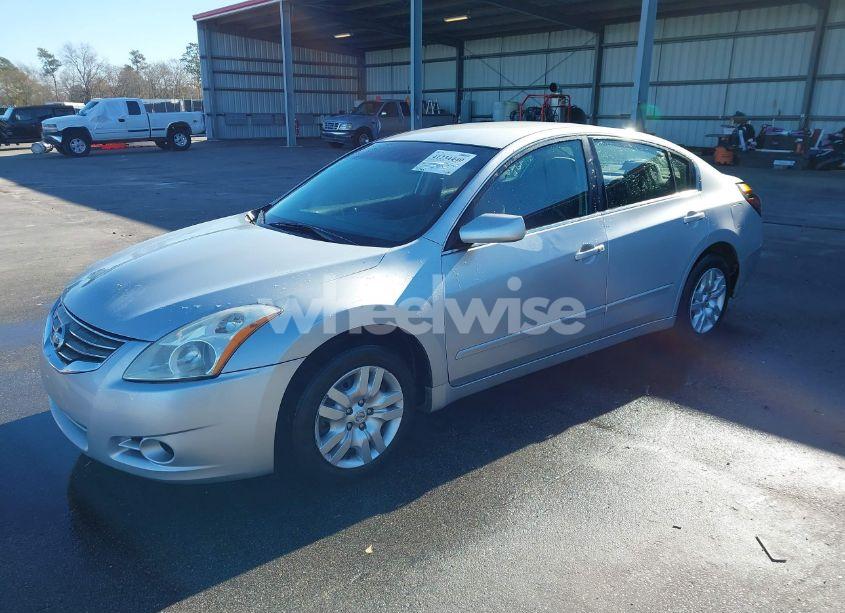 Photo 2 of 2011 Nissan Altima 2.5 S (VIN 1N4AL2AP2BN401600)