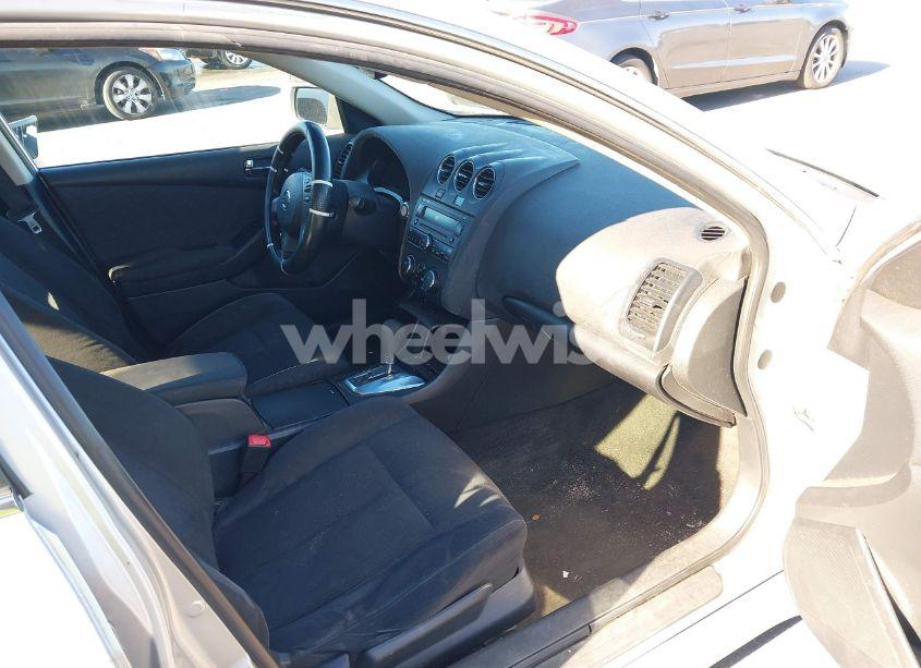 Photo 5 of 2011 Nissan Altima 2.5 S (VIN 1N4AL2AP2BN401600)