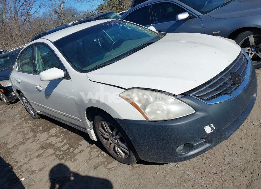 2011 Nissan Altima 2.5 S (VIN 1N4AL2AP2BN431261) main photo
