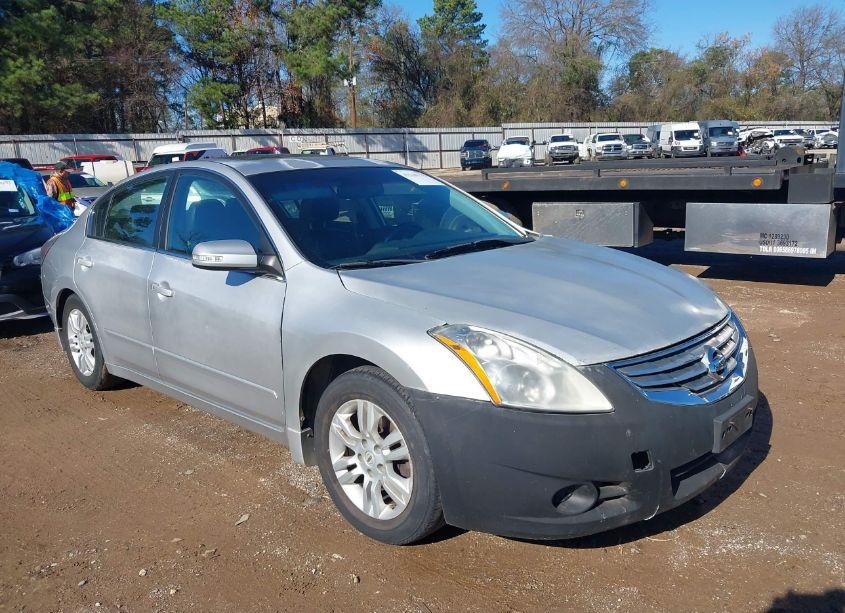 2011 Nissan Altima 2.5 S (VIN 1N4AL2AP2BN433625) main photo