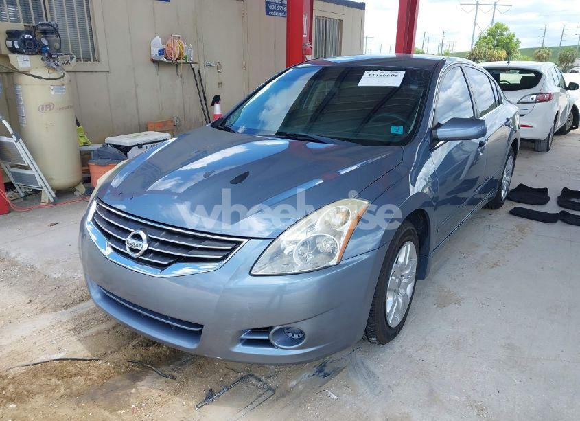 Photo 2 of 2012 Nissan Altima 2.5 S (VIN 1N4AL2AP2CN401517)
