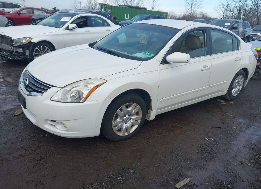 Photo 2 of 2012 Nissan Altima 2.5 S (VIN 1N4AL2AP2CN401825)