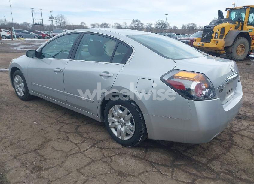 Photo 3 of 2012 Nissan Altima 2.5 (VIN 1N4AL2AP2CN403025)