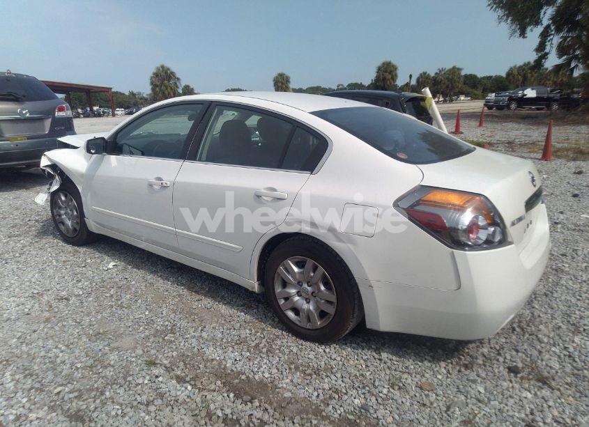 Photo 3 of 2012 Nissan Altima 2.5 S (VIN 1N4AL2AP2CN468053)