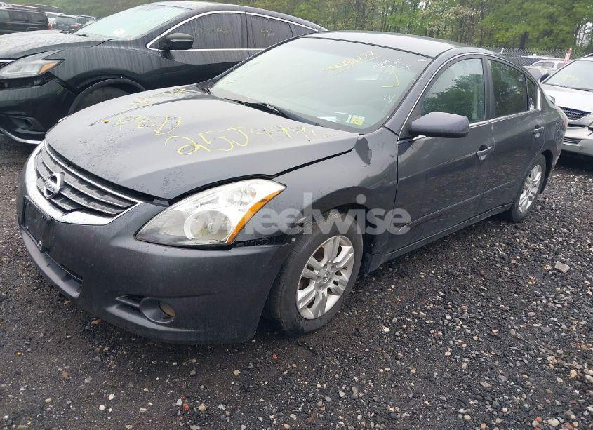 Photo 2 of 2012 Nissan Altima 2.5 S (VIN 1N4AL2AP2CN569304)