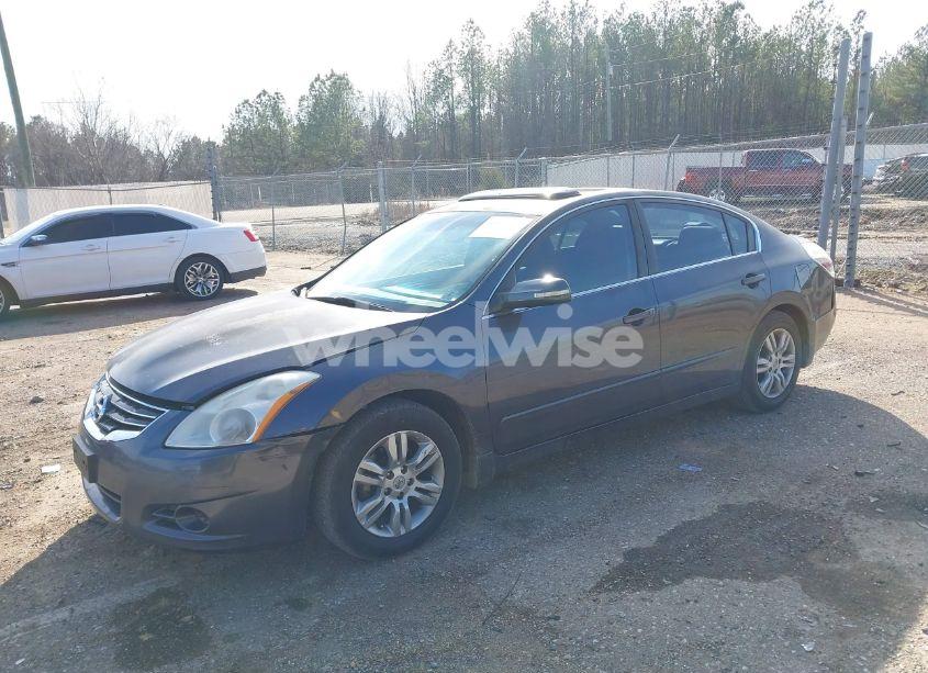 Photo 2 of 2010 Nissan Altima 2.5 S (VIN 1N4AL2AP3AC129715)