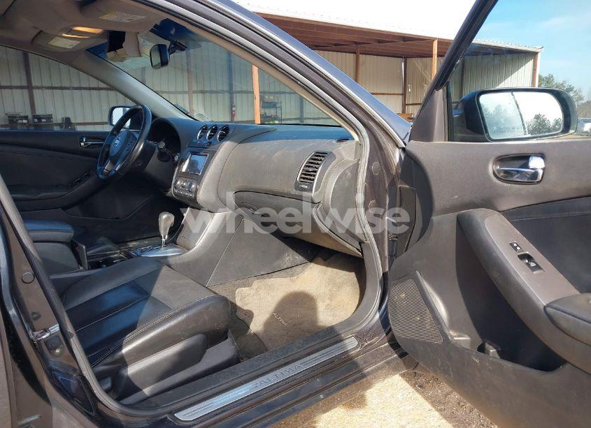 Photo 5 of 2010 Nissan Altima 2.5 S (VIN 1N4AL2AP3AC129715)