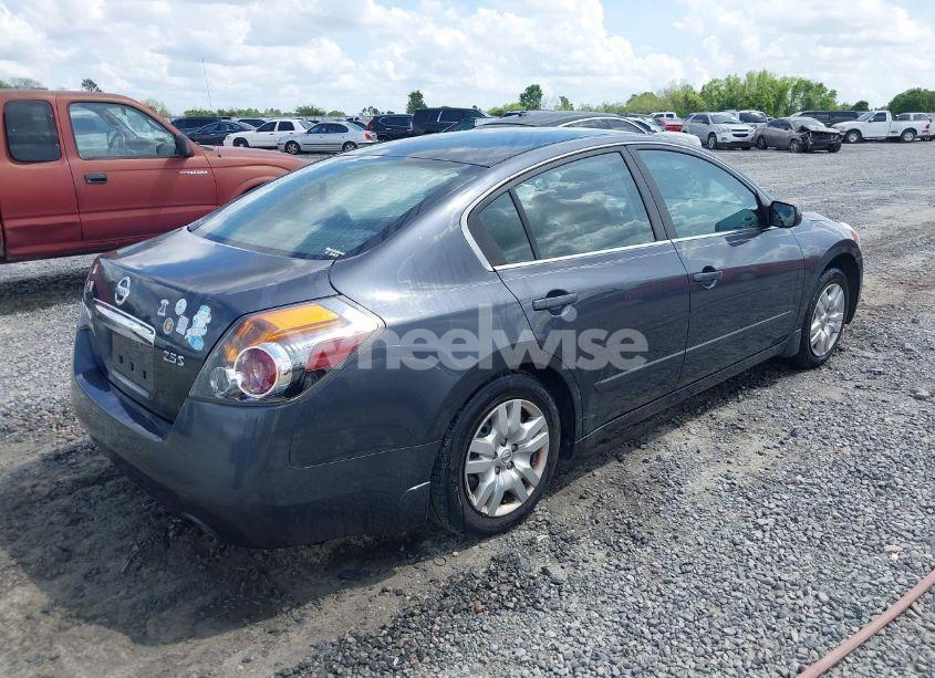 Photo 4 of 2010 Nissan Altima 2.5 S (VIN 1N4AL2AP3AC143582)