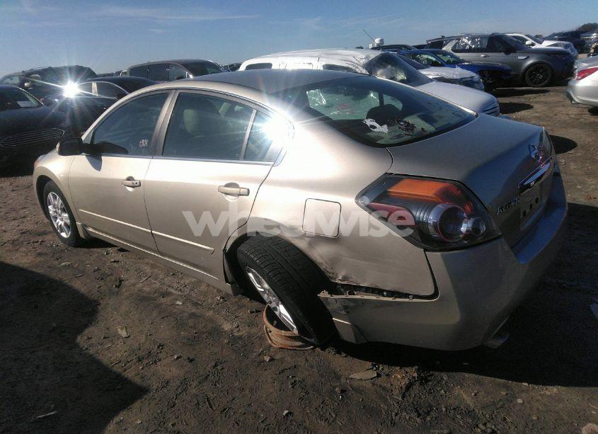 Photo 3 of 2010 Nissan Altima 2.5 S (VIN 1N4AL2AP3AC150581)