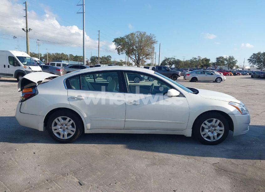 Photo 13 of 2010 Nissan Altima 2.5 S (VIN 1N4AL2AP3AC154999)
