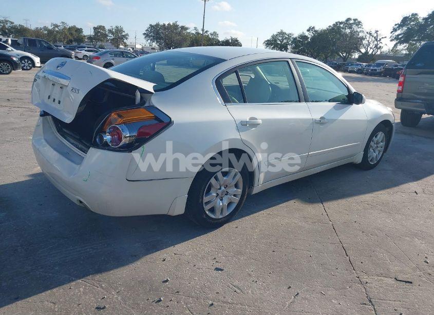 Photo 4 of 2010 Nissan Altima 2.5 S (VIN 1N4AL2AP3AC154999)