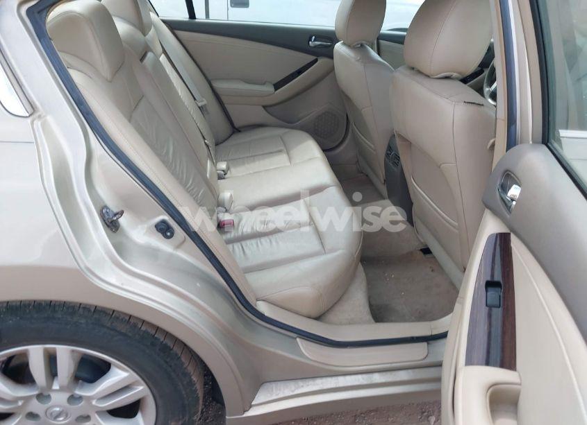 Photo 8 of 2010 Nissan Altima 2.5 S (VIN 1N4AL2AP3AC165744)