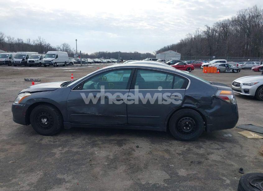 Photo 15 of 2010 Nissan Altima 2.5 S (VIN 1N4AL2AP3AC170829)