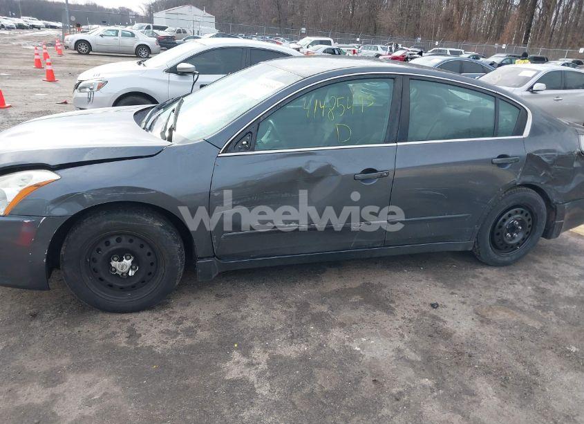 Photo 6 of 2010 Nissan Altima 2.5 S (VIN 1N4AL2AP3AC170829)