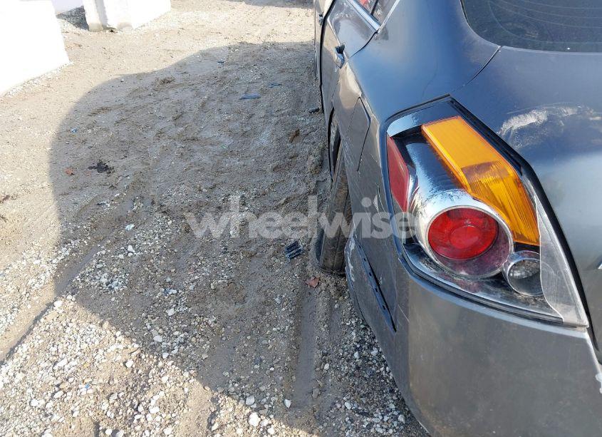 Photo 17 of 2010 Nissan Altima 2.5 S (VIN 1N4AL2AP3AC181281)