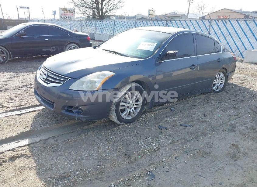 Photo 2 of 2010 Nissan Altima 2.5 S (VIN 1N4AL2AP3AC181281)