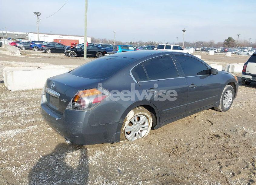 Photo 4 of 2010 Nissan Altima 2.5 S (VIN 1N4AL2AP3AC181281)