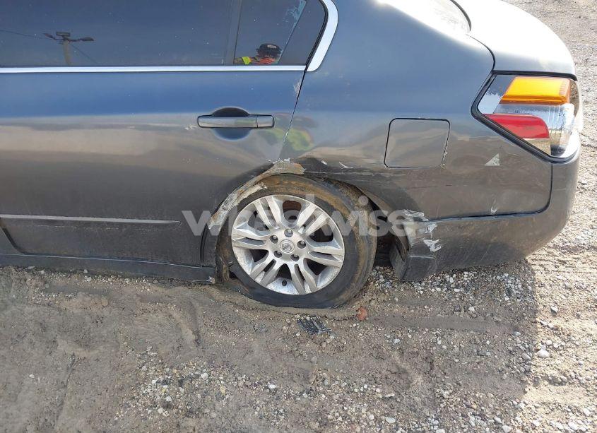 Photo 6 of 2010 Nissan Altima 2.5 S (VIN 1N4AL2AP3AC181281)