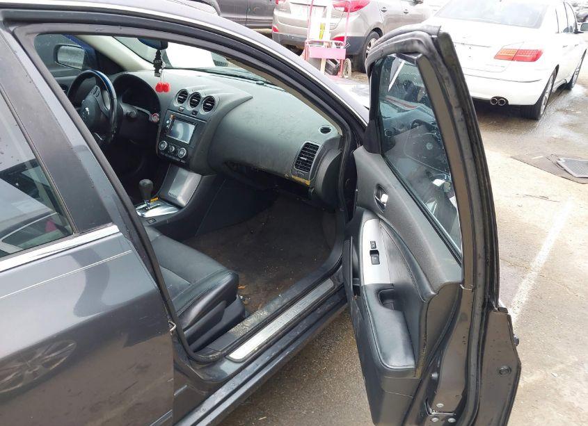 Photo 5 of 2010 Nissan Altima 2.5 S (VIN 1N4AL2AP3AN438749)